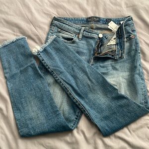 Lucky brand jeans size 4/27. Stella skinny high rise jeans.